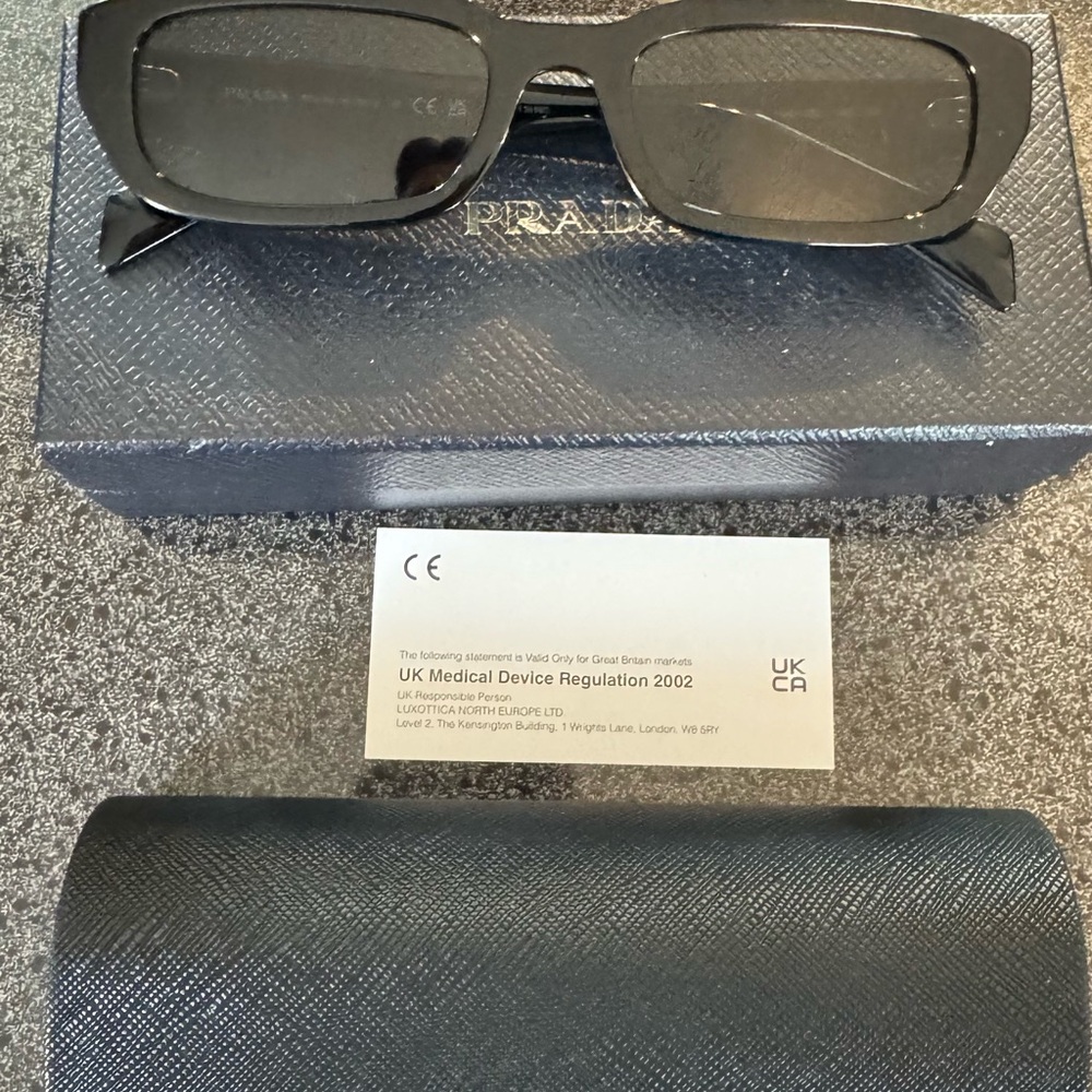 Prada Black Rectangular Sunglasses Sleek Design
